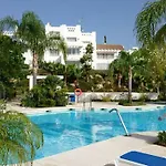 아파트 Alcazaba Lagoon Golf *